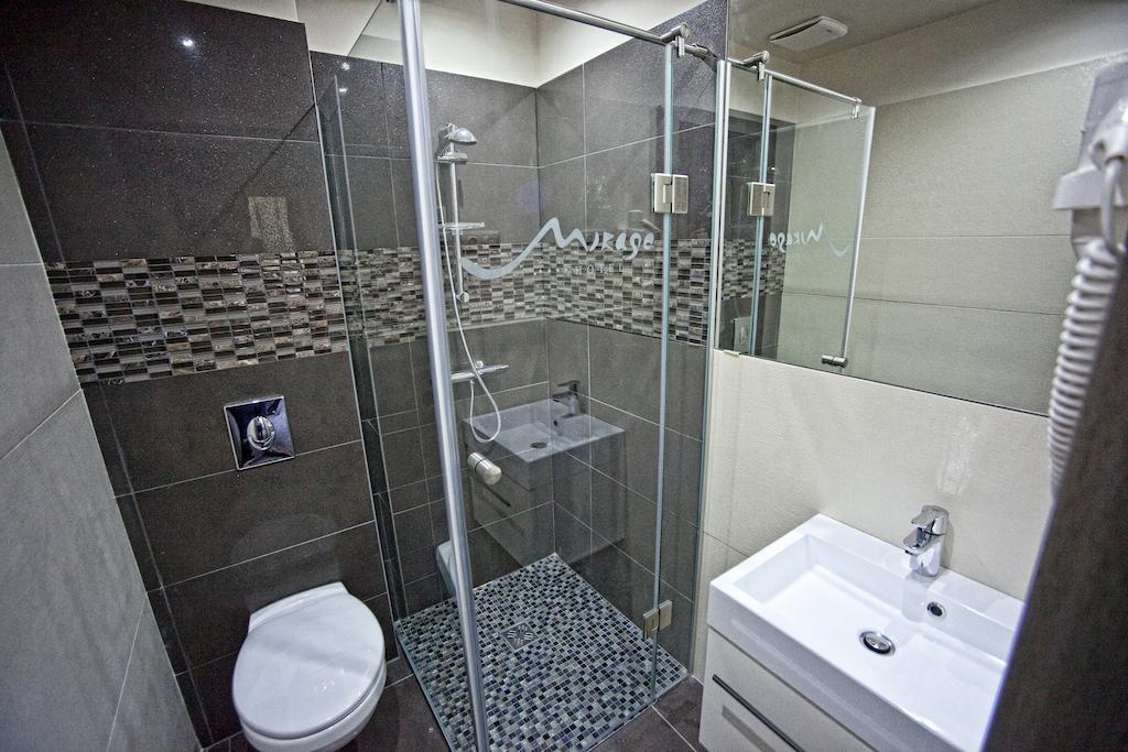 Mirage Hotel Sárvár Værelse billede