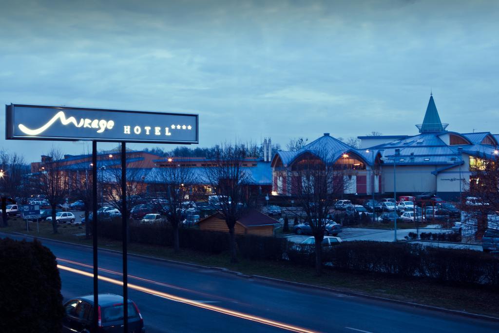 Mirage Hotel Sárvár Eksteriør billede